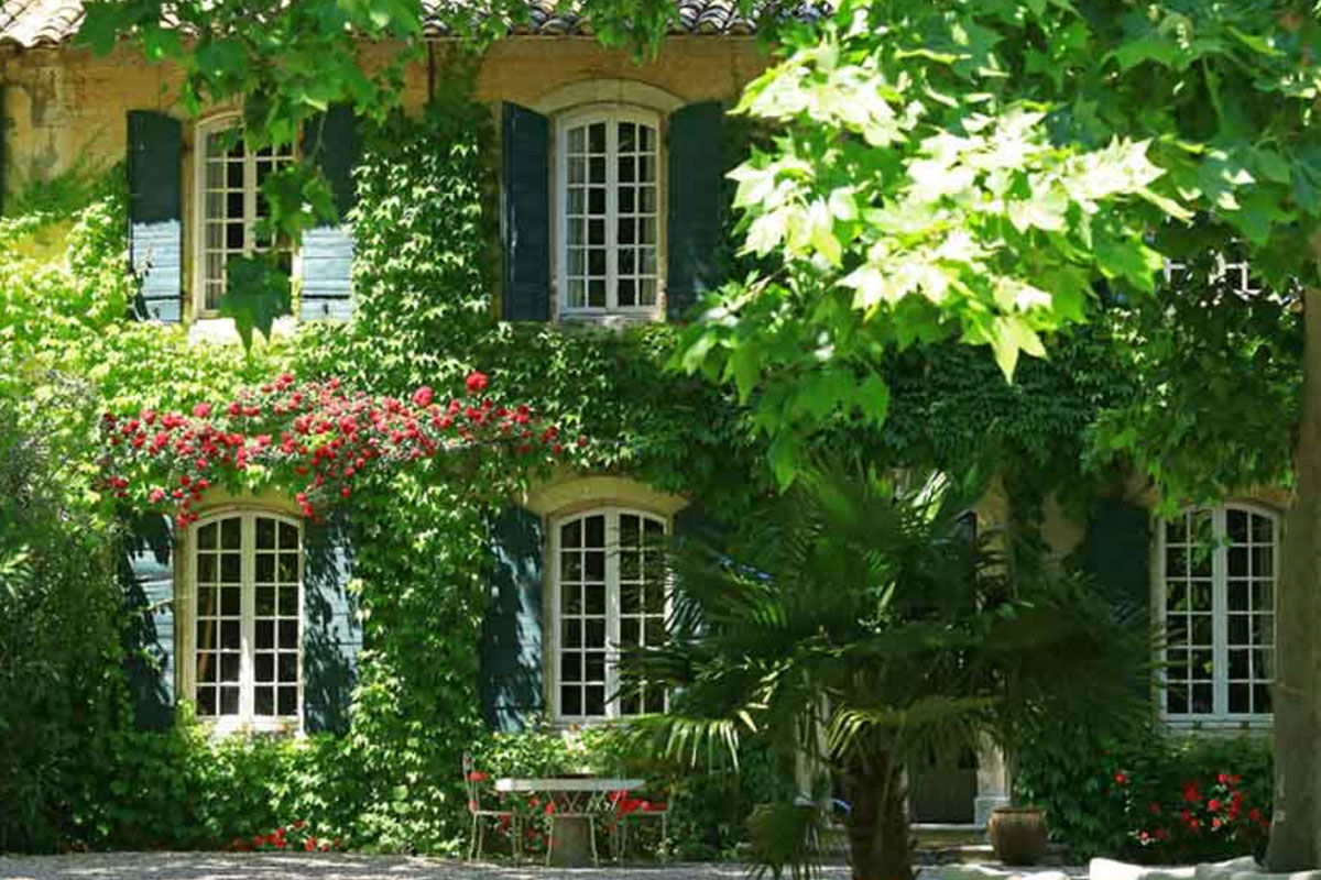 <b>Domaine de Rhodes, Avignon</b> - Sitting on an island between a split in the River Rhone, Domaine de Rhodes occupies a former 16th century hunting lodge. Full of tapestries, antiques and exotic treasures, this medieval guesthouse has an air of beckoning mystery.