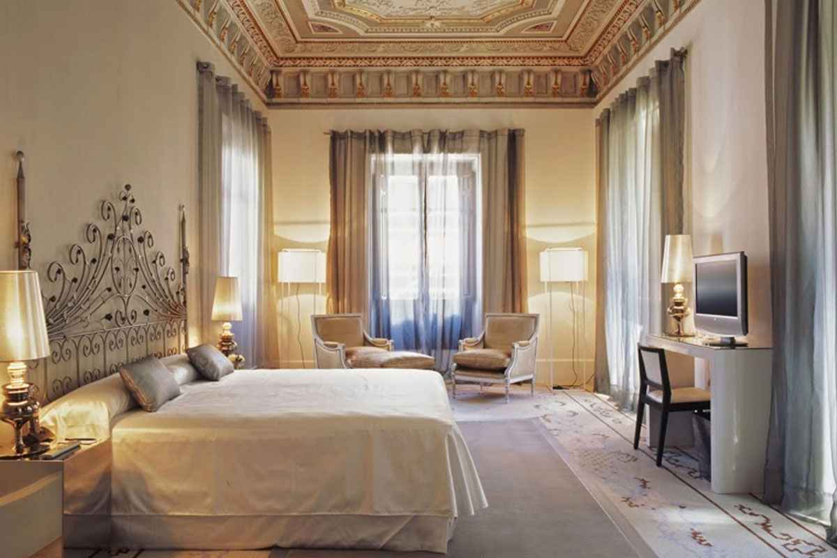 <b>Hospes Palacio de los Patos</b> - Traditional meets modern at the Hospes Palacio de los Patos. The hotel itself is housed in two buildings: one 19th century palace and one contemporary designer structure. With a sleek restaurant and terrace, guests are surprised and pleased to see original floor mosaics and ceiling murals throughout.