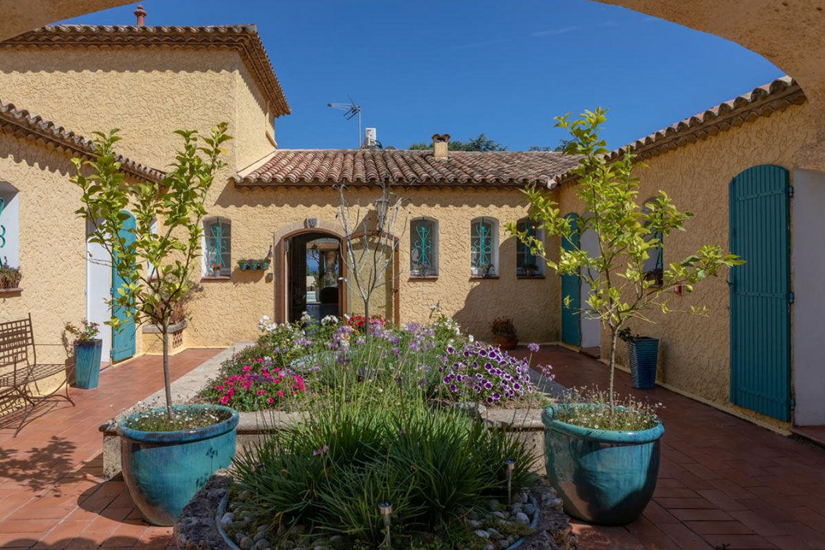 <b>Le Pavillon de Pampelonne, Ramatuelle</b> - Le Pavillon de Pampelonne is a traditional styled Provencal villa just outside of Saint Tropez. It’s an upscale boutique hotel set in a secluded private park and features a pool with loungers, verdant courtyard and conservatory.