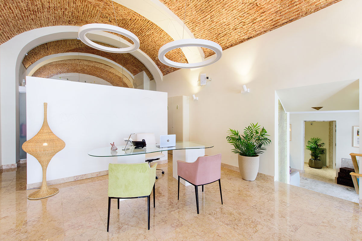 <b>Martinhal Lisbon Chiado Family Suites</b> - With bright colors, mid-century modern furniture and striking artwork, this kid-friendly hotel is fun for the whole family. The casual café has vaulted ceilings and a shiny red buggy on display, there are multiple kids’ areas (one of which is inside a tent!) and the Scandinavian design gives a sense of peace and innovation.