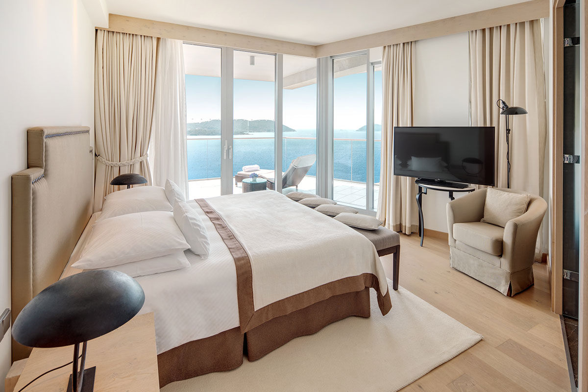 <b>Sun Gardens Dubrovnik Resort</b> - Removed from the hustle and bustle of Dubrovnik, the Sun Gardens Dubrovnik Resort is set in a quiet location on the beach. With 8 restaurants, 8 bars, 3 outdoor pools, tennis courts and a climbing wall, this luxury resort is full of vibrant activity and tranquil lounging.