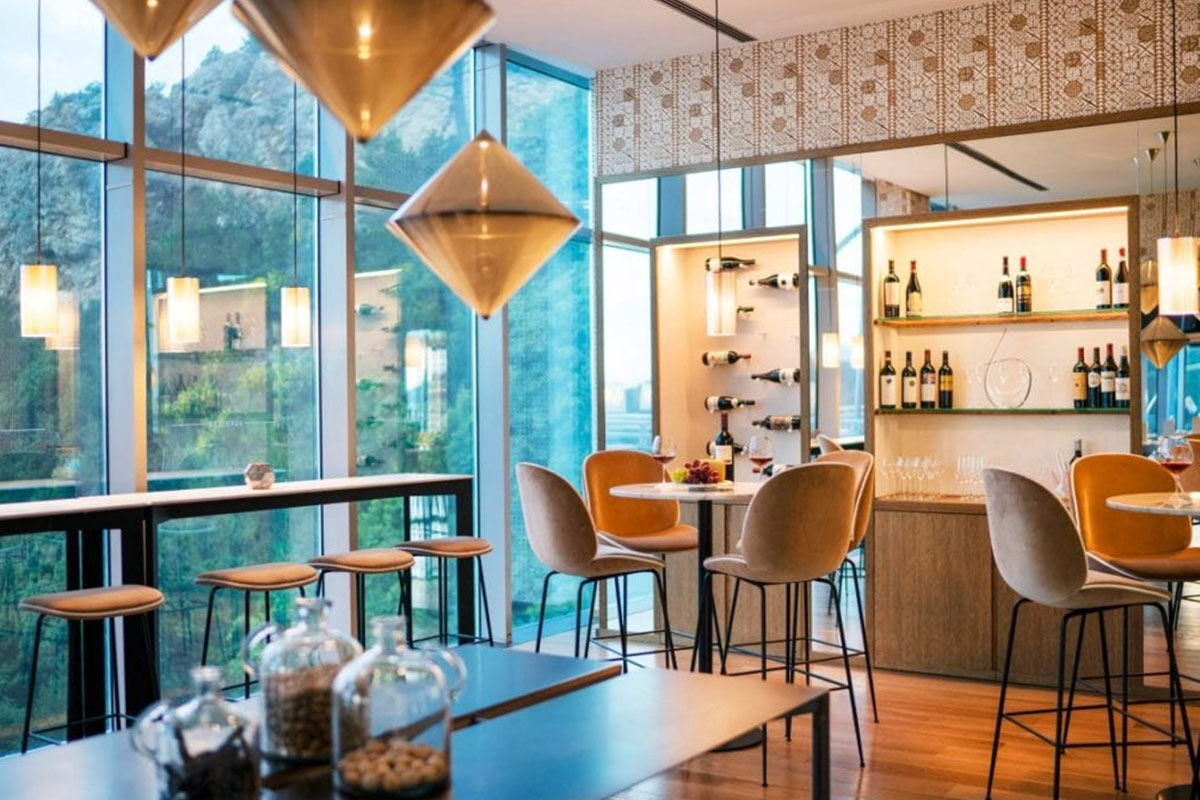 <b>Hotel Bellevue</b> - Sleek and romantic, the Hotel Bellevue is built high on a cliff overlooking Miramare Bay. Only a short distance from the Old Town, guests love to explore the city during the day and retreat to this modern, upscale hotel for a beachside dinner, evening cocktail and relaxing sleep before tomorrow’s private-beach-day.