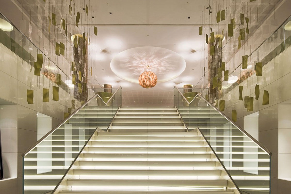 <b>Epic Sana Algarve, Albufeira</b> - Wander 7 minutes down to Praia da Falesia beach in the morning, play some tennis in the afternoon, cool off at one of 3 outdoor pools in the evening, and spend the night sipping cocktails while watching the live entertainment perform. This is a typical day at Epic Sana Algarve, where guests appreciate the ultra-modern exteriors and upscale interiors.