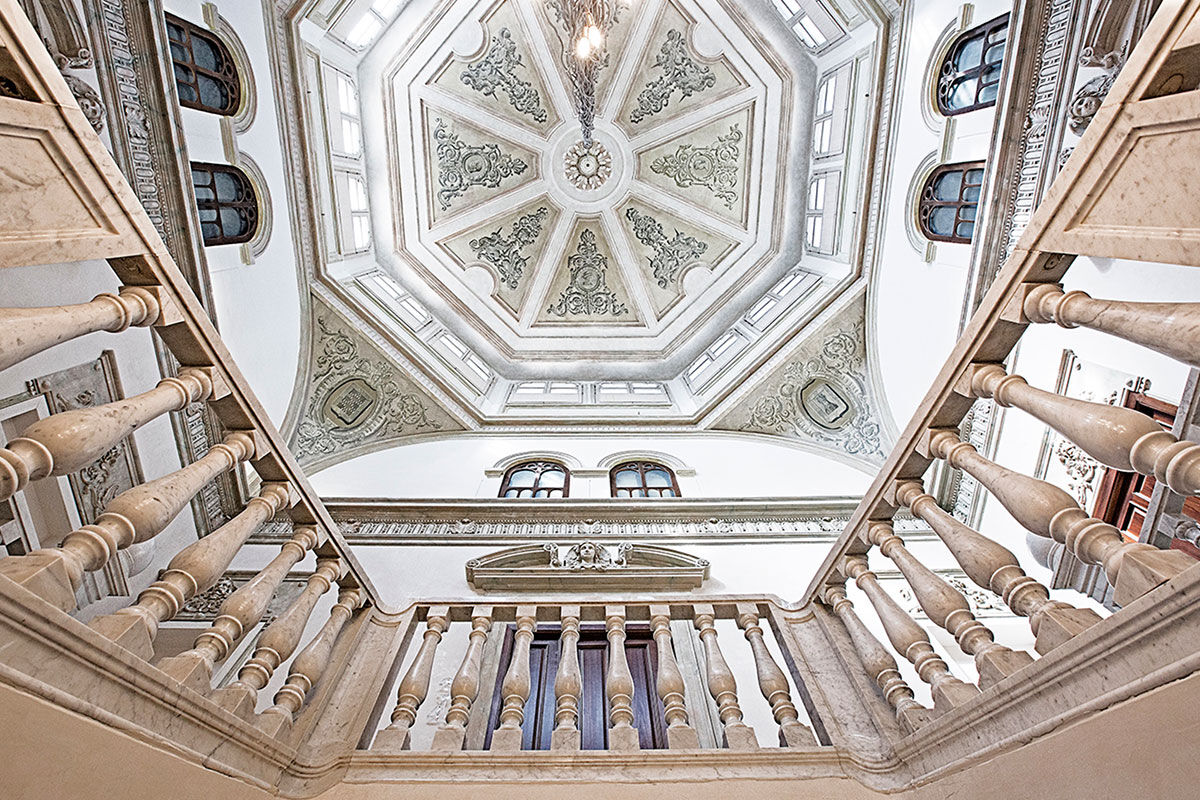 <b>Hospes Palacio de los Patos</b> - Traditional meets modern at the Hospes Palacio de los Patos. The hotel itself is housed in two buildings: one 19th century palace and one contemporary designer structure. With a sleek restaurant and terrace, guests are surprised and pleased to see original floor mosaics and ceiling murals throughout.