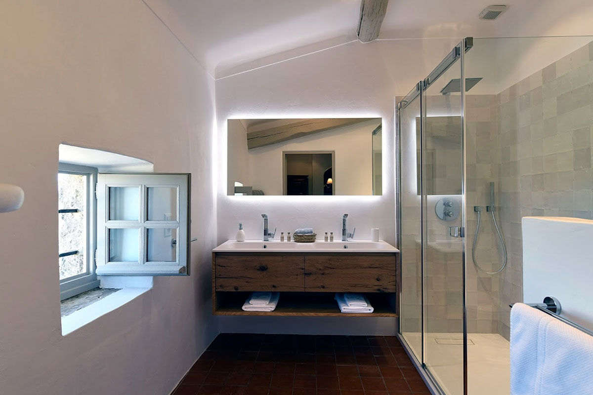 <b>L'Amandiere, Saint Remy de Provence</b> - Set in a Mediterranean style villa, this charming hotel is quaint and homey. Wander through the lush gardens and smell the lavender and citrus trees, sit in the cool shade and read a book, or sip on a glass of rose in the library lounge.