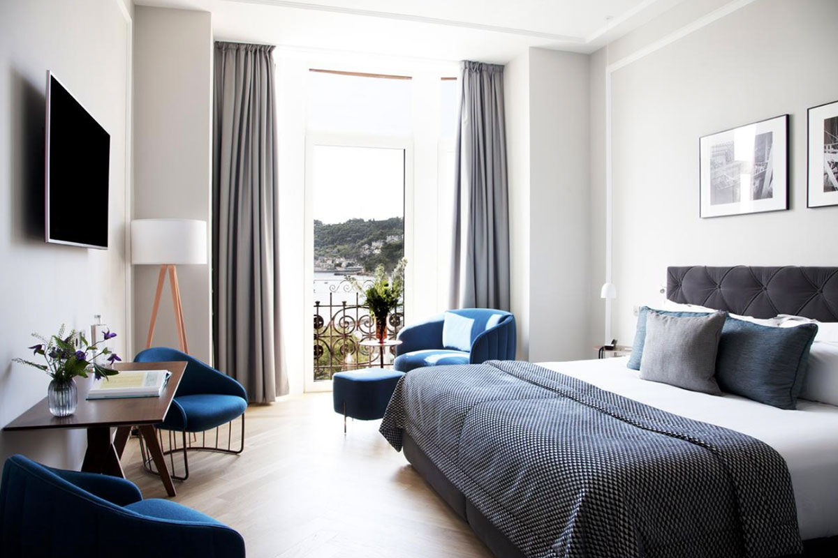 <b>Lasala Plaza Hotel, Donostia</b> - Set in a restored 1917 building on the the Plaza Lasala, this chic hotel is centrally located close to the beach, local sights and transportation. The rooms are contemporary in design with velvet chairs and art on the walls, and the rooftop terrace has a pool with panoramic views over the Beach of La Concha.