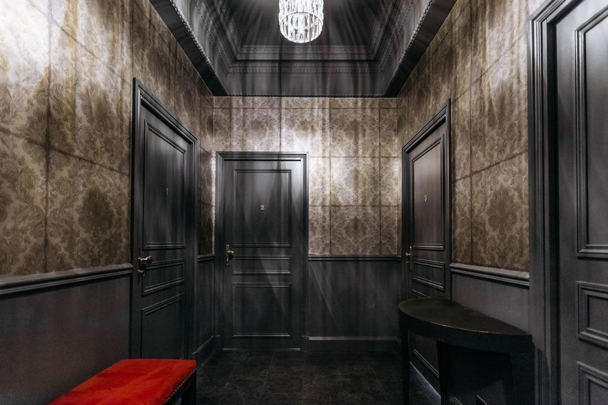 <b>Arome Hotel, Nice</b> - Sleek and comfortable, this boutique hotel in the heart of Nice is a launchpad for adventurous travelers. Only a 3-minute walk to the Promenade des Anglais, the Arome Hotel is close to shopping, art museums and the coast of the French Riviera.