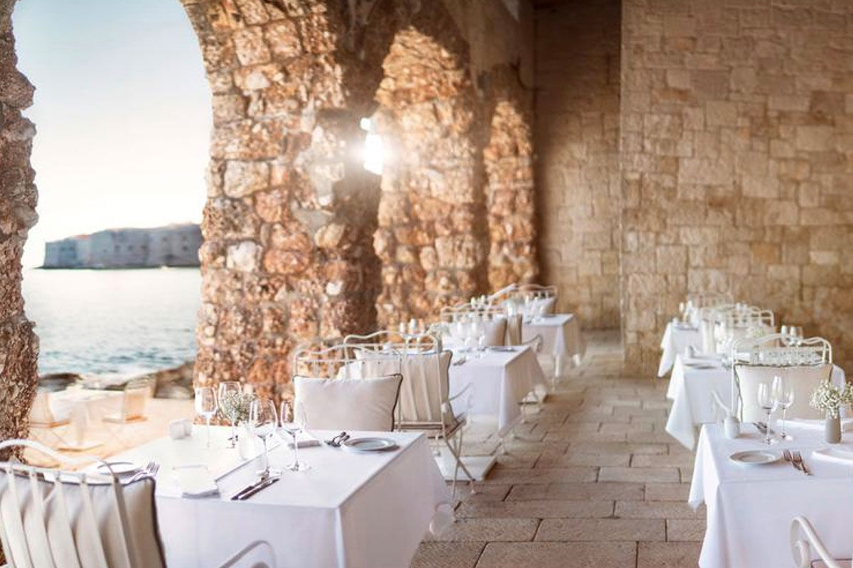 <b>Hotel Excelsior</b> - While a guest at the landmark Hotel Excelsior, you can take a 5-minute stroll down to Dubrovnik’s Old Town, explore the local shops or stay on the property and lounge on a plush recliner by the coast of the Adriatic Sea. Grab a cocktail at the piano bar before heading to dinner under the stone arches or relax in the spa for an evening of rest.