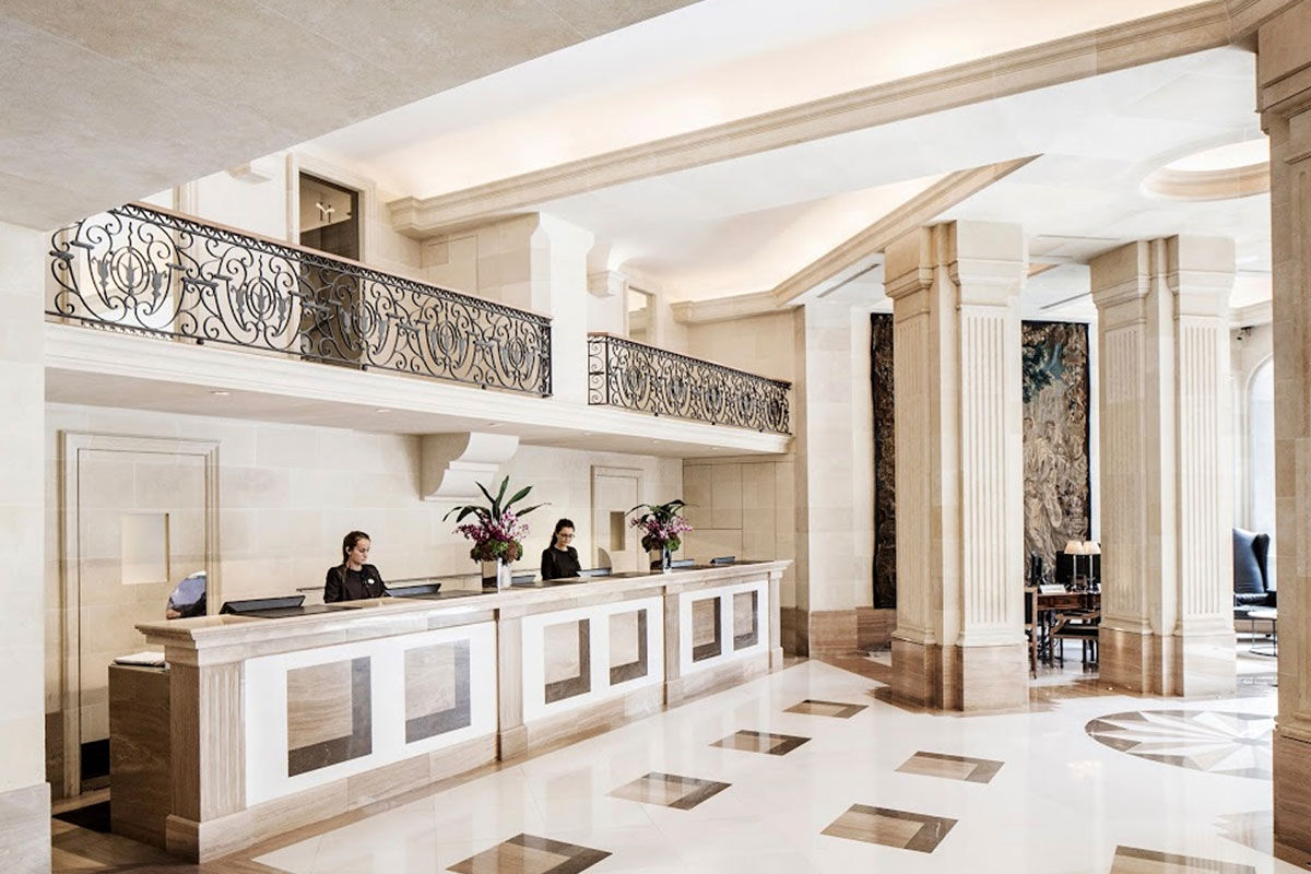 <b>Majestic Hotel & Spa</b> - Grand and classically decorated, the Majestic Hotel & Spa features marble floors, pillared entranceways and an overall feeling of exclusivity. The rooftop terrace features a refreshing pool and plenty of sun loungers to take advantage of.