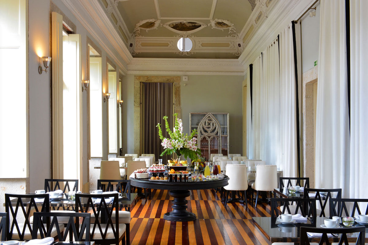 <b>Pestana Palácio do Freixo</b> - On the bank of the Douro River, guests wander through and around this 18th century palace to experience history and grandeur. Its lavish lounge, elegant rooms, and regional restaurant with frescos complete your refined holiday.