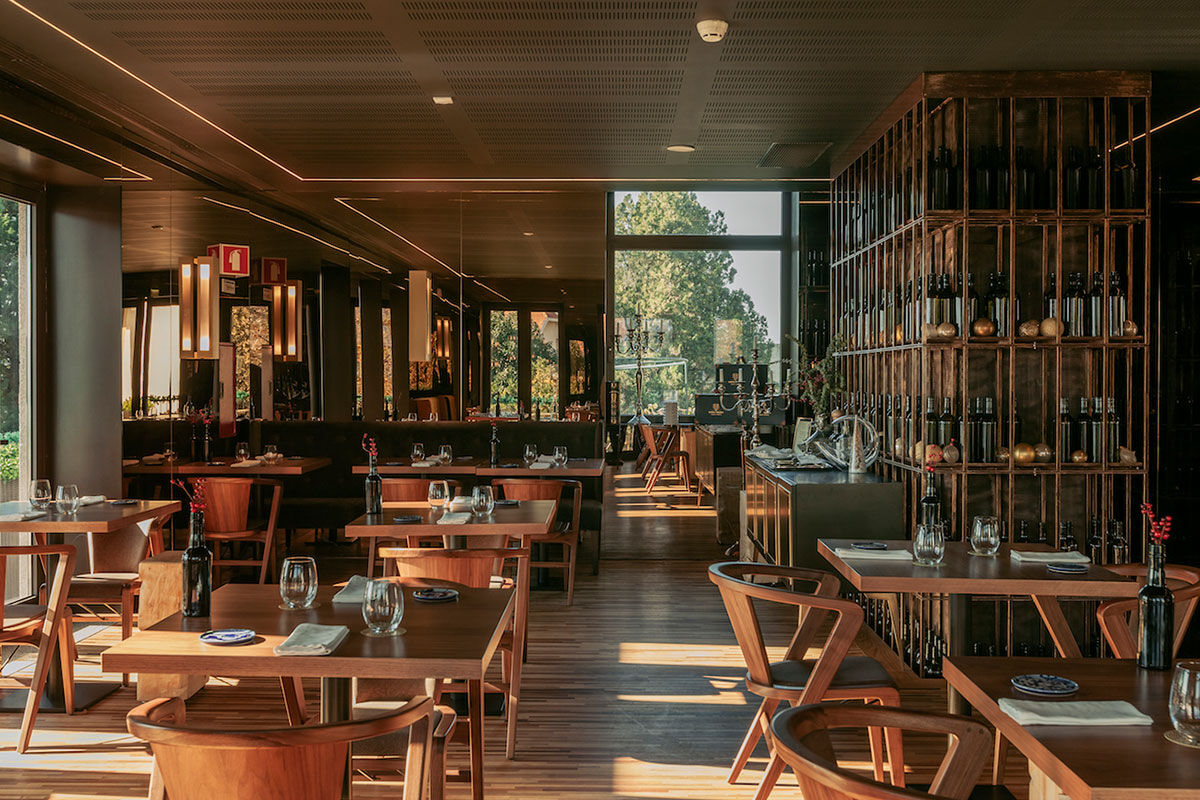 <b>Torel Avantgarde</b> - With views of the winding Douro River, the Torel Avantgarde is set in a 1940s building and comes with charm and class. This upscale hotel is sleek and moody: from the rooms to the restaurant, the pool to the artwork, the bar to the ‘Red Room.’