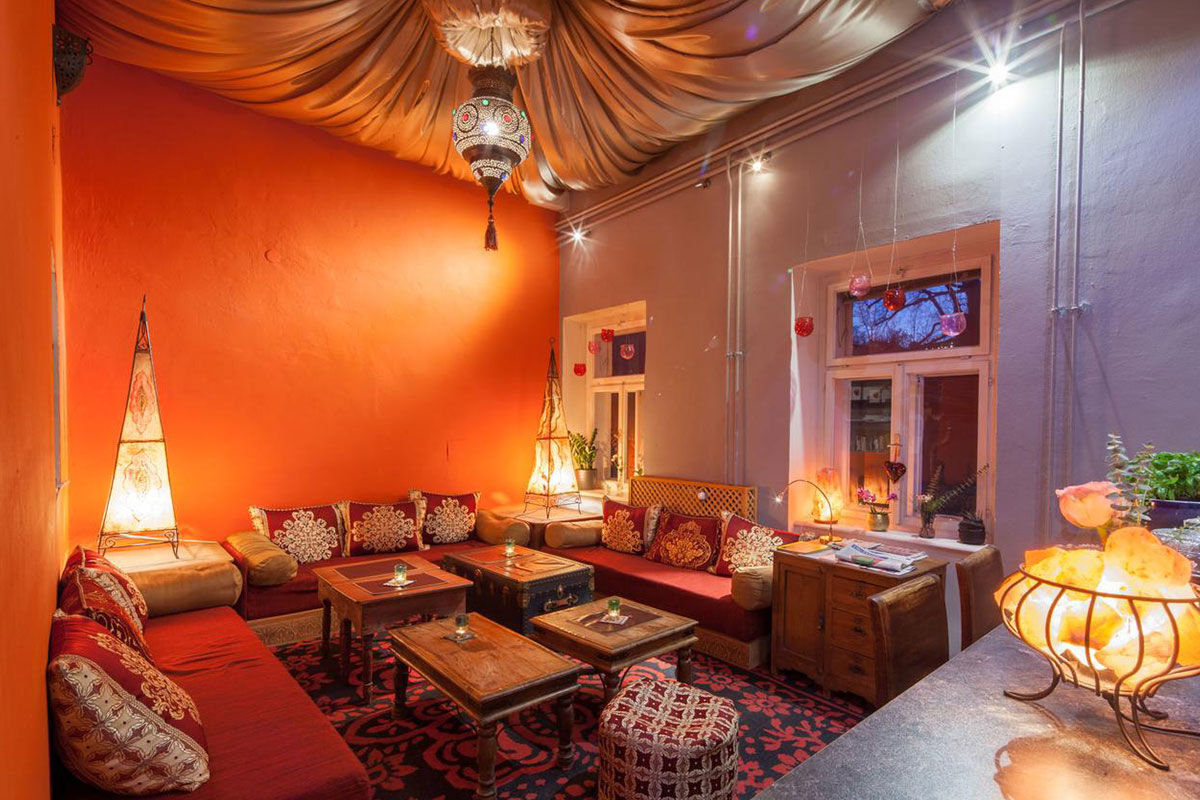 <b>Arte Vida Guesthouse</b> - Family-run and set in a historic townhouse from the 19th century, the Arte Vida Guesthouse is full of whimsy with a touch of the exotic—from Mediterranean flair to Asian ambience. Steps away from Mozart’s Residence, guests enjoy the outdoor garden courtyard, draping curtain ceilings and colorful lounge.