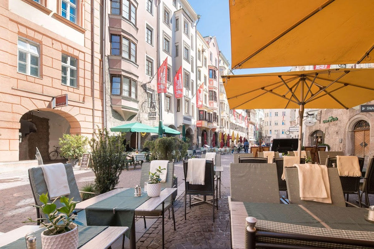 <b>Best Western Plus Hotel Goldener Adler</b> - With only a minute’s walk to the Goldenes Dachl Museum and a 3-minute walk to the Hofburg Palace, this 14th century hotel is charming and polished. The dining room features vaulted ceilings, the bar has original exposed brick, and the cuisine is focused on Tyrol and Austrian specialties.