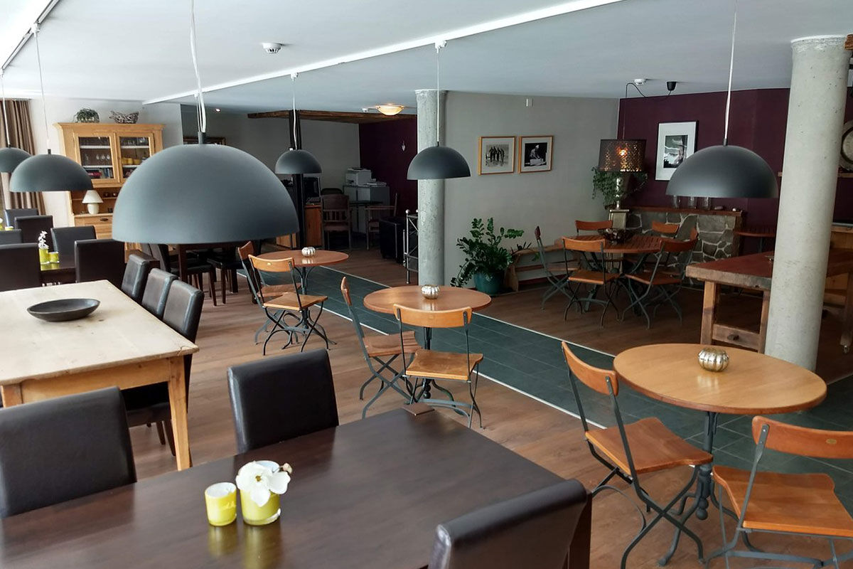 <b>Apparthotel Casa Vanessa</b> - With contemporary furnishings and wooden beams throughout, the mountainside apartments and chalets of Apparthotel Casa Vanessa are rustic-chic retreats for ski-lovers. The hillside setting is tranquil and offers guests a relaxing mountain getaway.