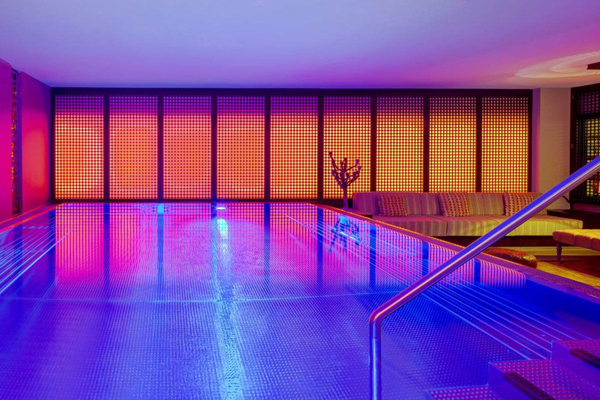 <b>Palais Hansen Kempinski</b> - Within an 1873 building, this lavish hotel has soaring ceilings in the lobby lounge, a sleek bar with black leather seating, and an indoor pool with trendy technicolor lighting. The décor is a mix between modern and traditional Viennese styles and the dining area features a vertical wall garden.