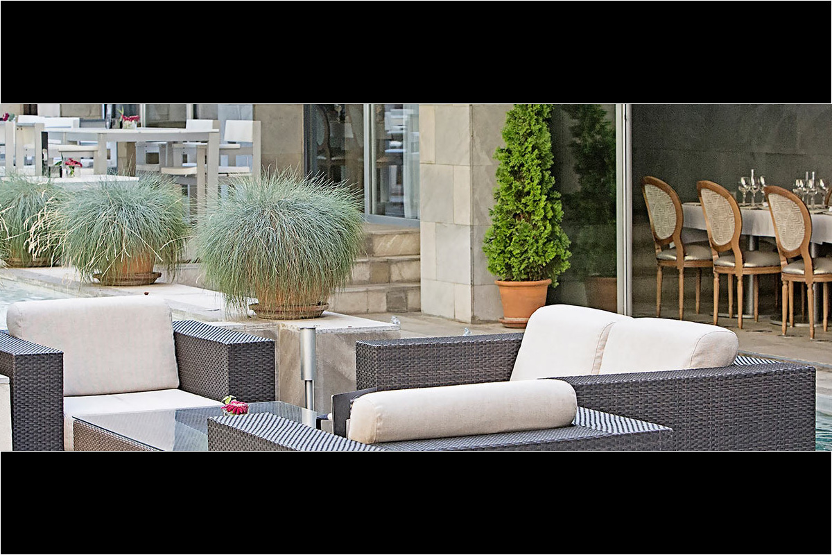 <b>Hospes Palacio de los Patos</b> - Traditional meets modern at the Hospes Palacio de los Patos. The hotel itself is housed in two buildings: one 19th century palace and one contemporary designer structure. With a sleek restaurant and terrace, guests are surprised and pleased to see original floor mosaics and ceiling murals throughout.