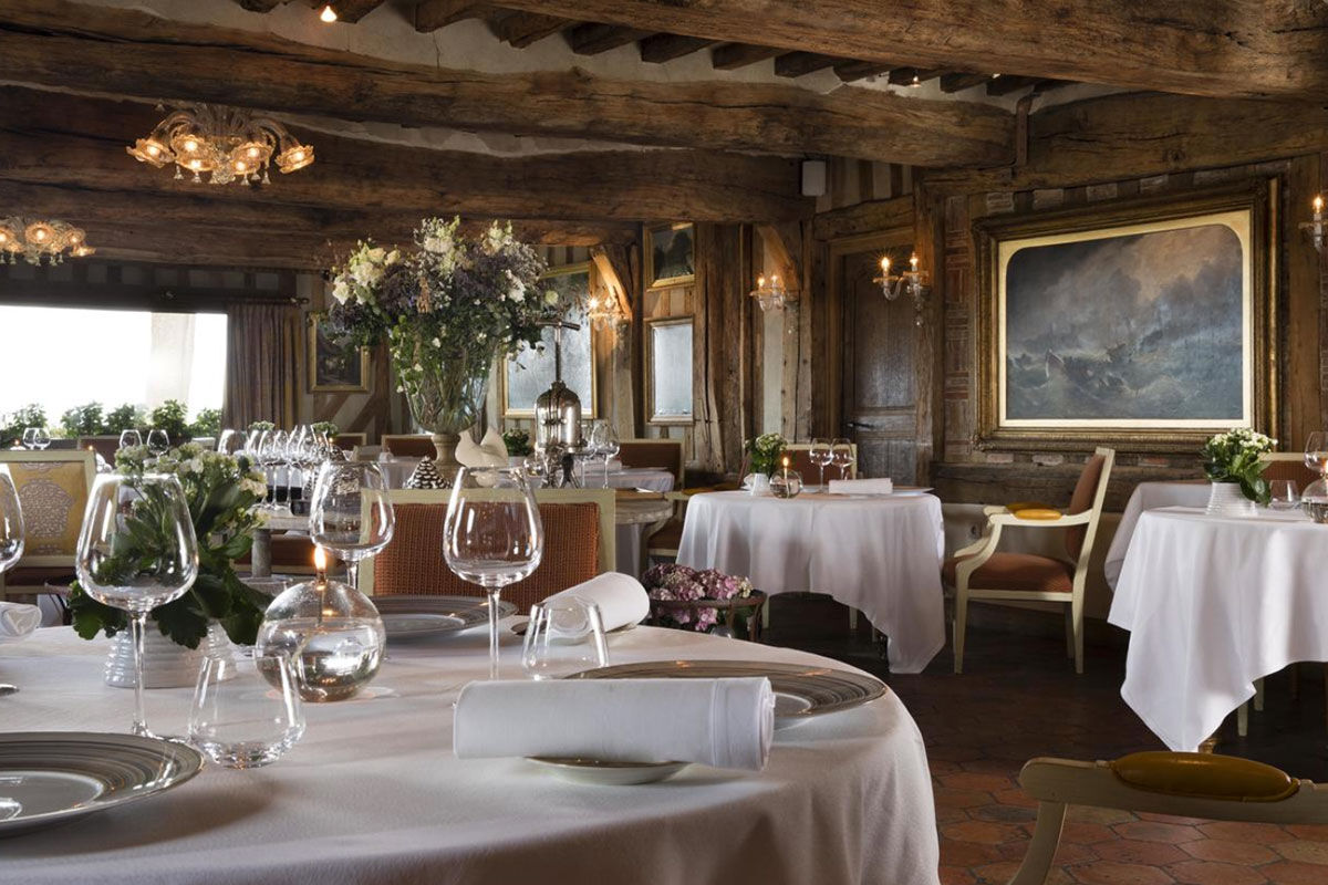 <b>Le Ferme Saint Simeon</b> - Less than a 10-minute walk to the Eugene Boudin Museum and the NaturoSpace botanical garden/butterfly sanctuary, this former Impressionist art colony is now home to a posh hotel that offers a variety of workshops. With antique furniture and a rustic bistro, cozy cocktail lounge and spa, guests mingle in comfortable luxury.