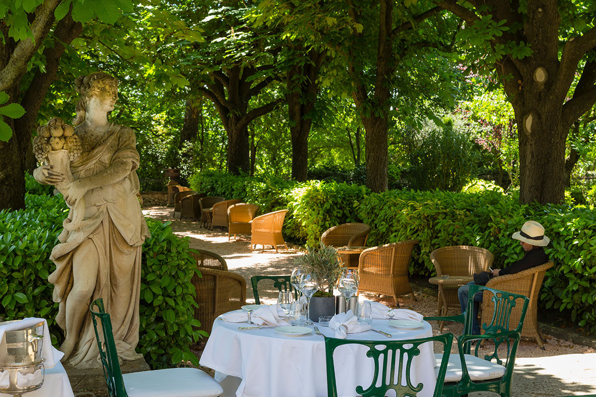 <b>Le Pigonnet, Aix en Provence</b> - Housed in an 18th century manor, this posh hotel is surrounded by landscaped gardens and terraces. Guests stay in sophisticated rooms, dine al fresco next to antique statues and grab a cocktail at the outdoor bar next to the pool.