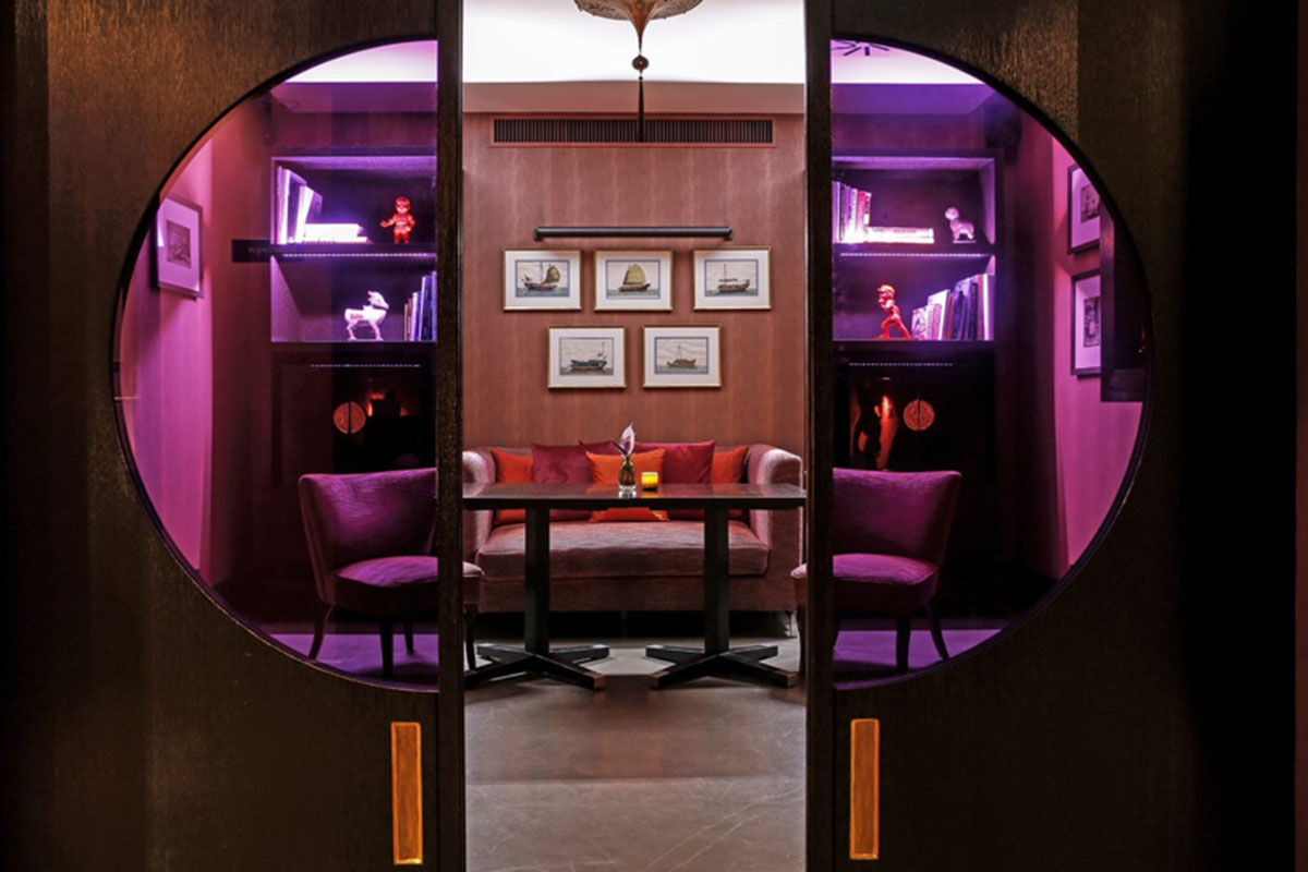 <b>Hotel EastWest</b> - Steps away from Lake Geneva and the boutiques of Rue de Rhone, the Hotel EastWest is chic, contemporary and inviting. There’s a photogenic restaurant terrace, private dining and sleek bar, as well as a library and spa with a sauna for unwinding.