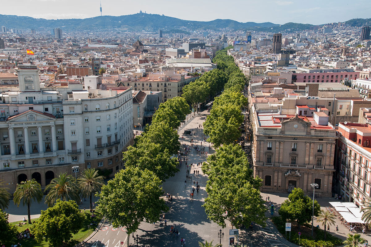 <b>Praktik Rambla</b> - With only a 5-minute walk to the Plaza Catalunya and Las Ramblas, this townhouse hotel features mosaic floors and molded ceilings, making for an overall Gothic façade. There’s an outdoor terrace with a fountain and couches for guests to reflect on the day.