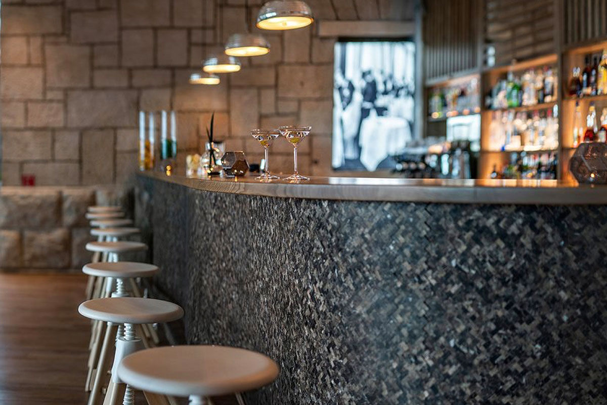 <b>Hotel Bellevue</b> - Sleek and romantic, the Hotel Bellevue is built high on a cliff overlooking Miramare Bay. Only a short distance from the Old Town, guests love to explore the city during the day and retreat to this modern, upscale hotel for a beachside dinner, evening cocktail and relaxing sleep before tomorrow’s private-beach-day.