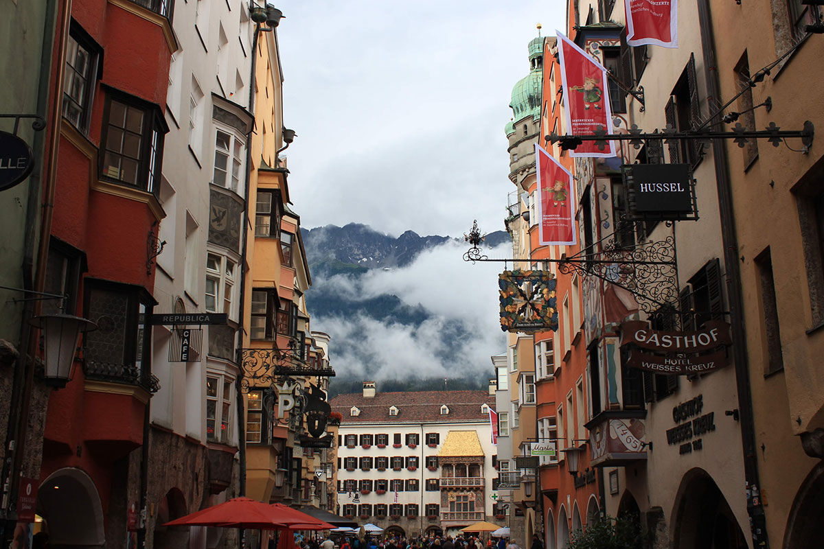 <b>Best Western Plus Hotel Goldener Adler</b> - With only a minute’s walk to the Goldenes Dachl Museum and a 3-minute walk to the Hofburg Palace, this 14th century hotel is charming and polished. The dining room features vaulted ceilings, the bar has original exposed brick, and the cuisine is focused on Tyrol and Austrian specialties.