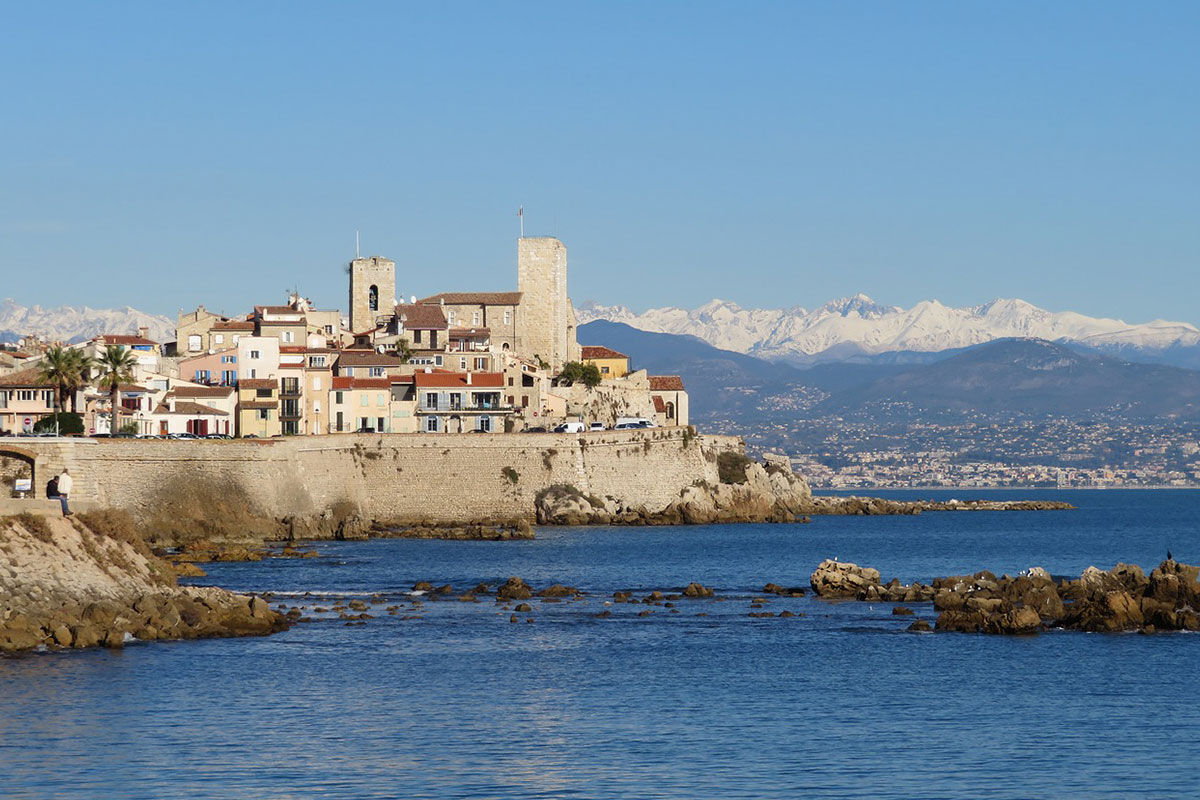 <b>Cap d'Antibes Beach Hotel, Antibes</b> - The Mediterranean Sea takes the stage at this contemporary beach hotel. With an infinity pool, gardens, private beach and restaurant Les Pecheurs, guests can wander and relax, explore and feast.