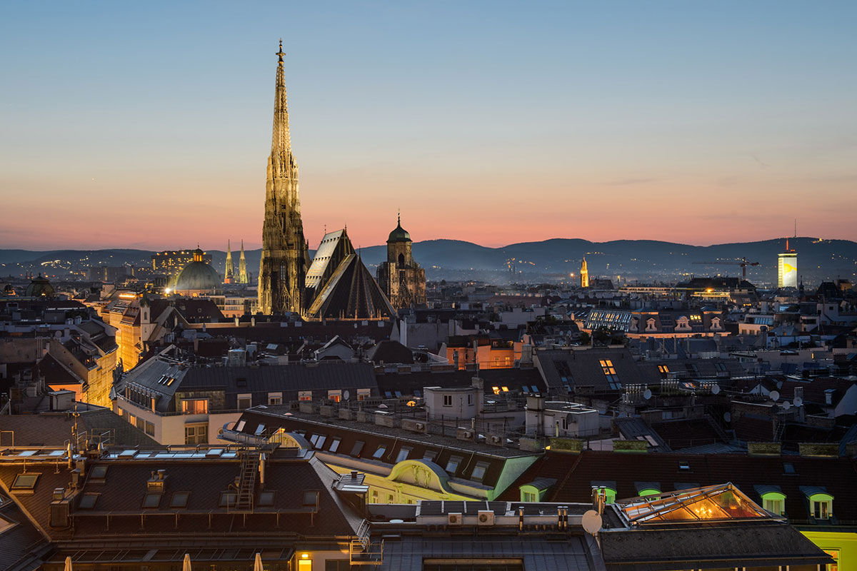 <b>DO & CO Hotel</b> - Occupying the upper floors of the postmodern landmark building the Haas Haus, the DO & CO Hotel has some of the best views of St. Stephen’s Cathedral, especially from its rooftop terrace. Utilizing exotic hardwoods, stone and leather, this high-style hotel is showy and sleek.