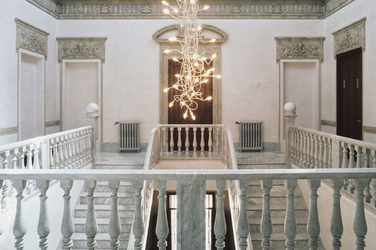 <b>Hospes Palacio de los Patos</b> - Traditional meets modern at the Hospes Palacio de los Patos. The hotel itself is housed in two buildings: one 19th century palace and one contemporary designer structure. With a sleek restaurant and terrace, guests are surprised and pleased to see original floor mosaics and ceiling murals throughout.