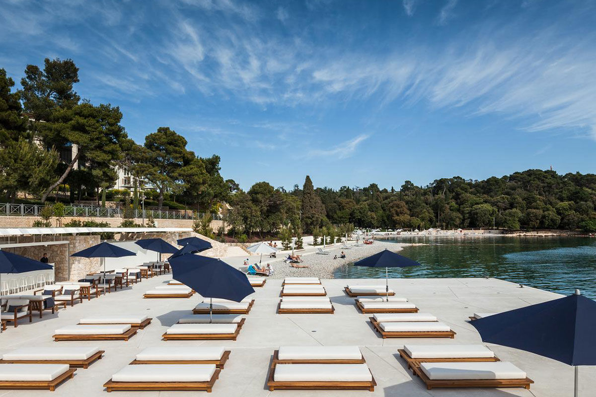 <b>Hotel Monte Mulini</b> - Set in a protected ancient forest overlooking the Adriatic Sea, the Hotel Monte Mulini is a luxury resort with only a 15-minutes’ walk into Rovinj’s city center. There’s a refined European restaurant, a glass-enclosed Mediterranean eatery, 4 outdoor pools, a bar with sea views and direct beach access for guests to take advantage of.