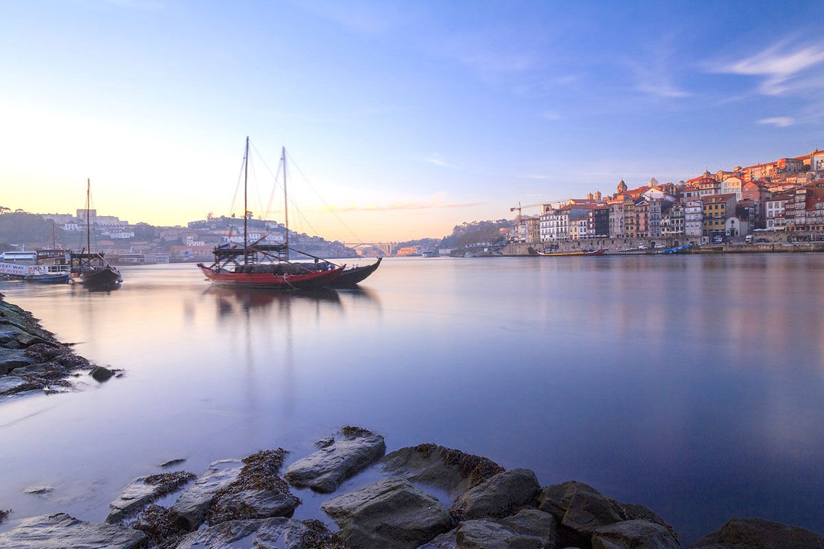 <b>Pestana Palácio do Freixo</b> - On the bank of the Douro River, guests wander through and around this 18th century palace to experience history and grandeur. Its lavish lounge, elegant rooms, and regional restaurant with frescos complete your refined holiday.