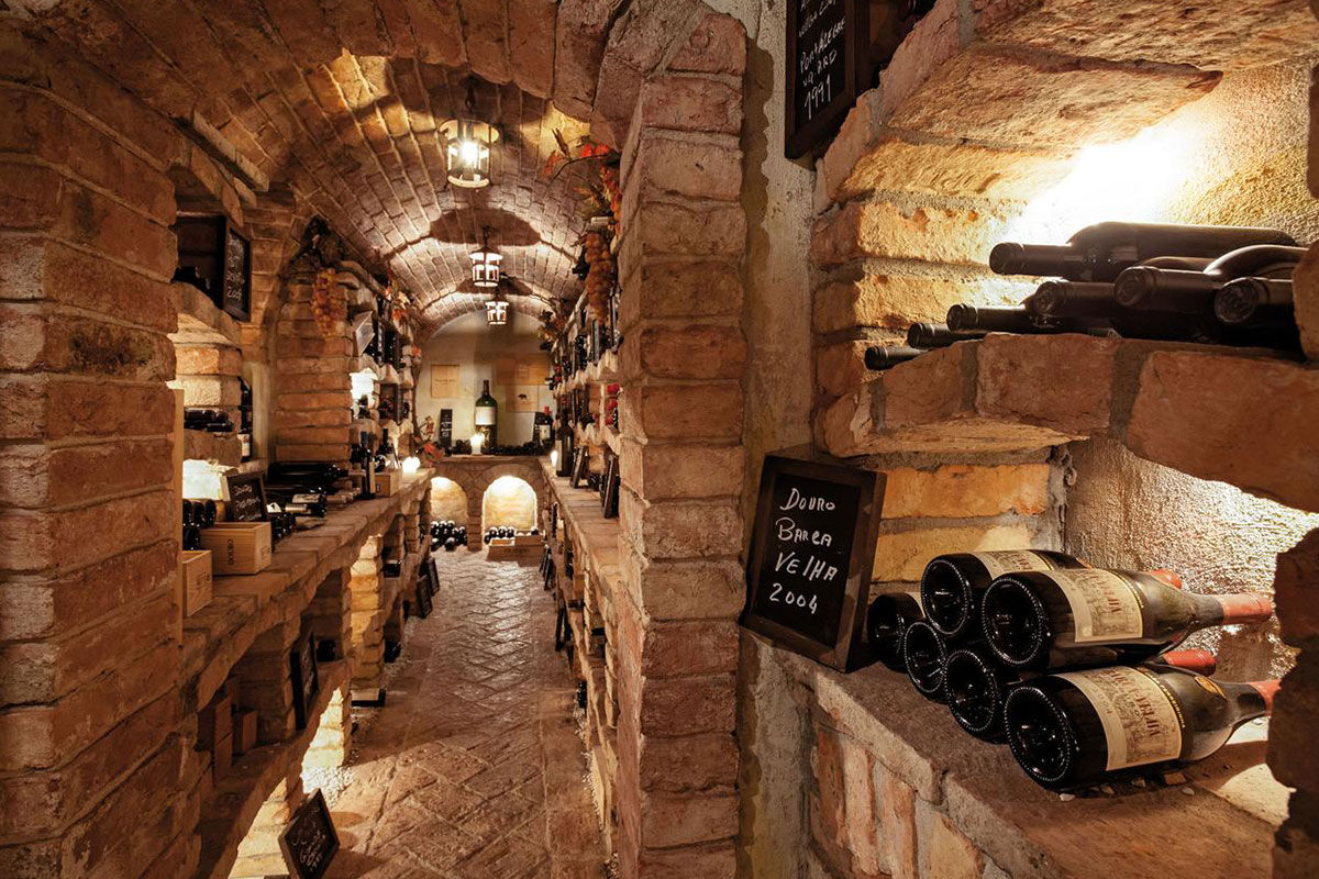 <b>Vila Vita Parc, Porches</b> - Only a 5-minute walk to the Praia dos Tremocos, this Moorish-style hotel sits on a cliff overlooking the Atlantic Ocean, waiting for guests to arrive. Surrounded by lush tropical gardens, this luxury resort has 10 restaurants (one of which is Michelin-starred), 6 bars, tennis courts, pools, and a private beach.