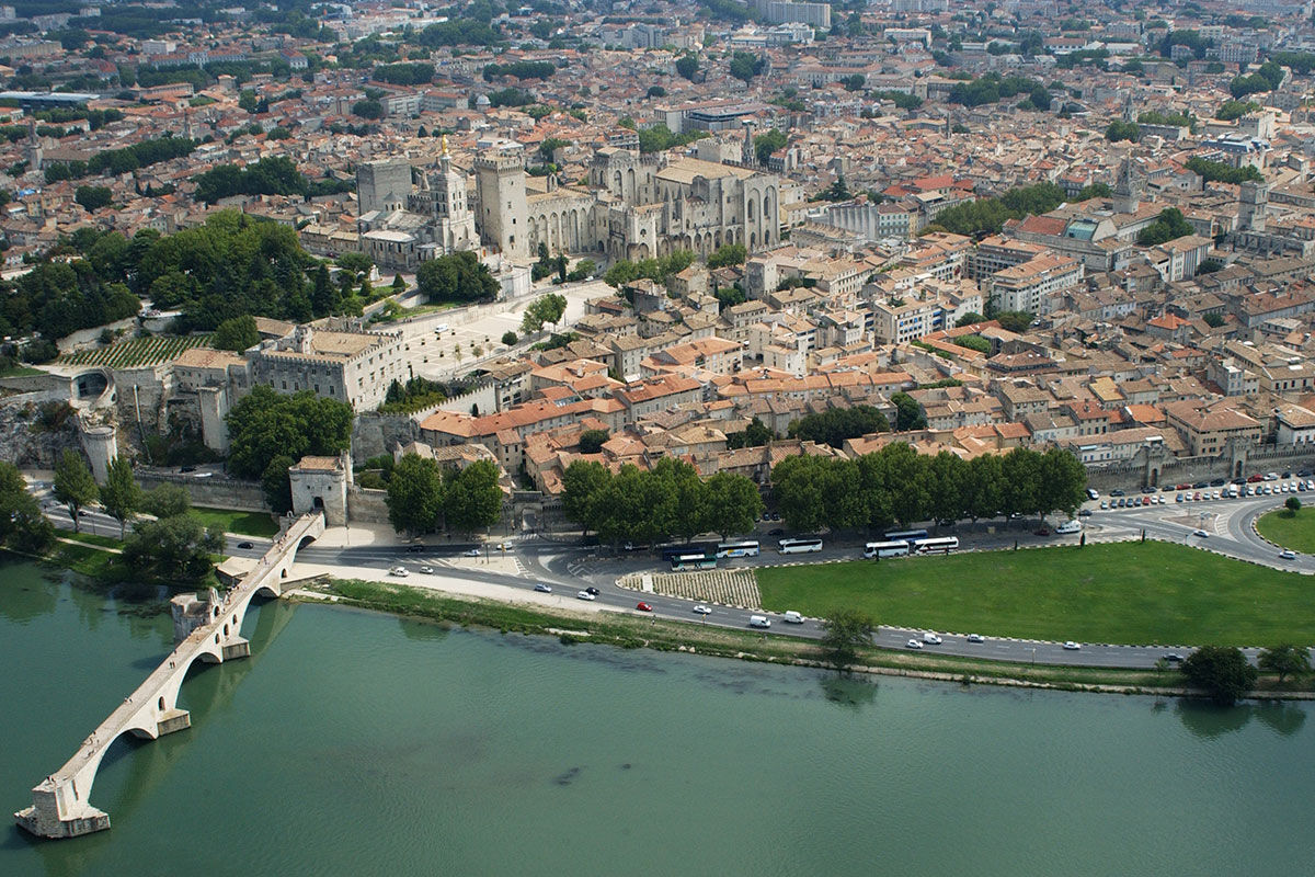 <b>Domaine de Rhodes, Avignon</b> - Sitting on an island between a split in the River Rhone, Domaine de Rhodes occupies a former 16th century hunting lodge. Full of tapestries, antiques and exotic treasures, this medieval guesthouse has an air of beckoning mystery.