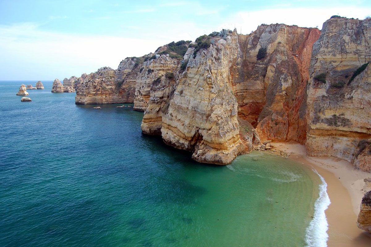 <b>Vila Vita Parc, Porches</b> - Only a 5-minute walk to the Praia dos Tremocos, this Moorish-style hotel sits on a cliff overlooking the Atlantic Ocean, waiting for guests to arrive. Surrounded by lush tropical gardens, this luxury resort has 10 restaurants (one of which is Michelin-starred), 6 bars, tennis courts, pools, and a private beach.
