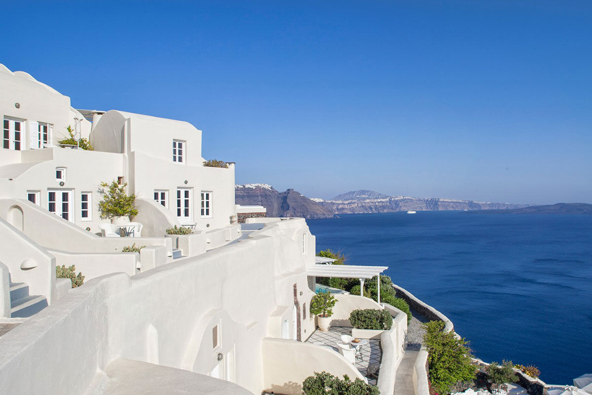 <b>Canaves Oia Suites, Oia</b> - Enveloped by the emerald Aegean and dramatic beauty of Santorini, the Canaves Oia Suites invites guests seeking luxury and elegance with modern furnishings and Caldera views. The Petra Restaurant & Bar serves Greek cuisine with a creative twist and the spa hosts yoga classes for the mindful traveler.