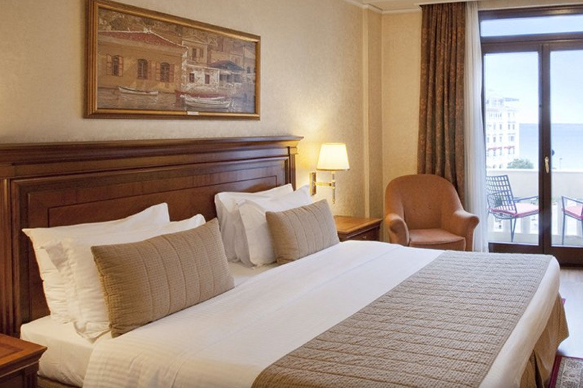 <b>Electra Palace, Thessaloniki</b> - Only a minute’s walk from Aristotelous Square, this classic-luxe hotel boasts of its Byzantine-inspired façade as well as handmade furniture and art. An architectural landmark, the Electra Palace features a rooftop restaurant, posh bar and rooftop pool as well as a sauna.