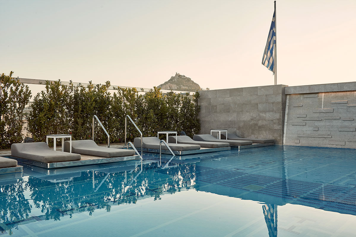 <b>Electra Metropolis</b> - Situated next to Syntagma Square (the most famous square in Greece), the Electra Metropolis opened its doors in 2016. With a fresh take on Athens’ hospitality, this retro-chic hotel has it all: local art, fine dining, rooftop pool, and the Agia Dynami chapel located on the ground floor.