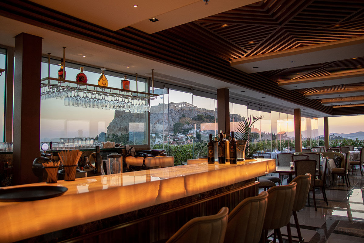 <b>Electra Palace</b> - Nestled in the center of the Old Town, Electra Palace is a 15-minute stroll to the Acropolis and Parthenon. With a Mediterranean eatery, rooftop restaurant, spa and pool, this upscale hotel is hospitable and aristocratic.