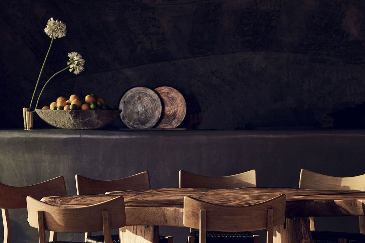 <b>Cavo Tagoo, Imerovigli</b> - Secluded on the hillside, the polished suites offered by the Cavo Tagoo have views of the Aegean Sea and Santorini caldera. Set next to the infinity pool, an airy bar and gourmet restaurant are ready for when you’re feeling peckish.