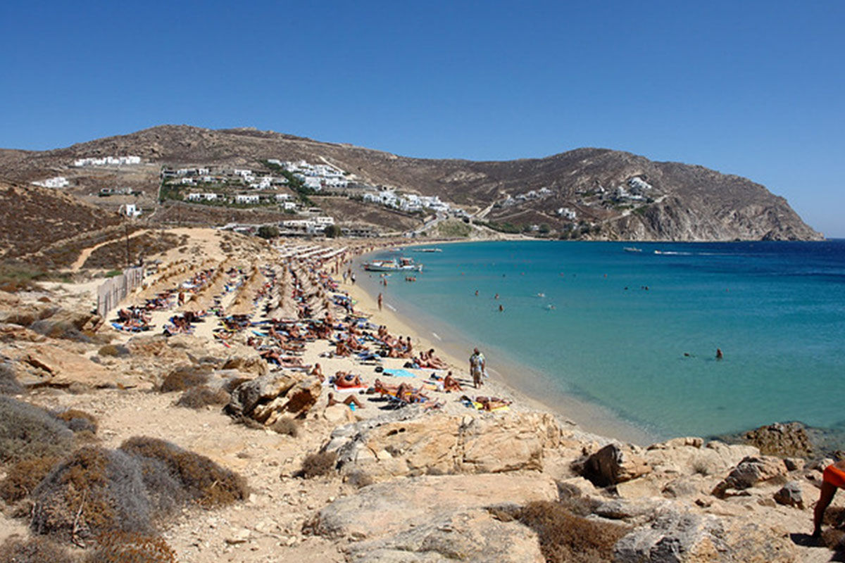 <b>Myconian Villa Collection, Elia</b> - Overlooking Elia Beach from its hillside perch, the Myconian Villa Collection offers luxurious rooms in a minimal Cycladic style with views of the Aegean Sea. Polished and contemporary, this hotel features an infinity pool, poolside bar and a fine dining restaurant right on the sundeck.