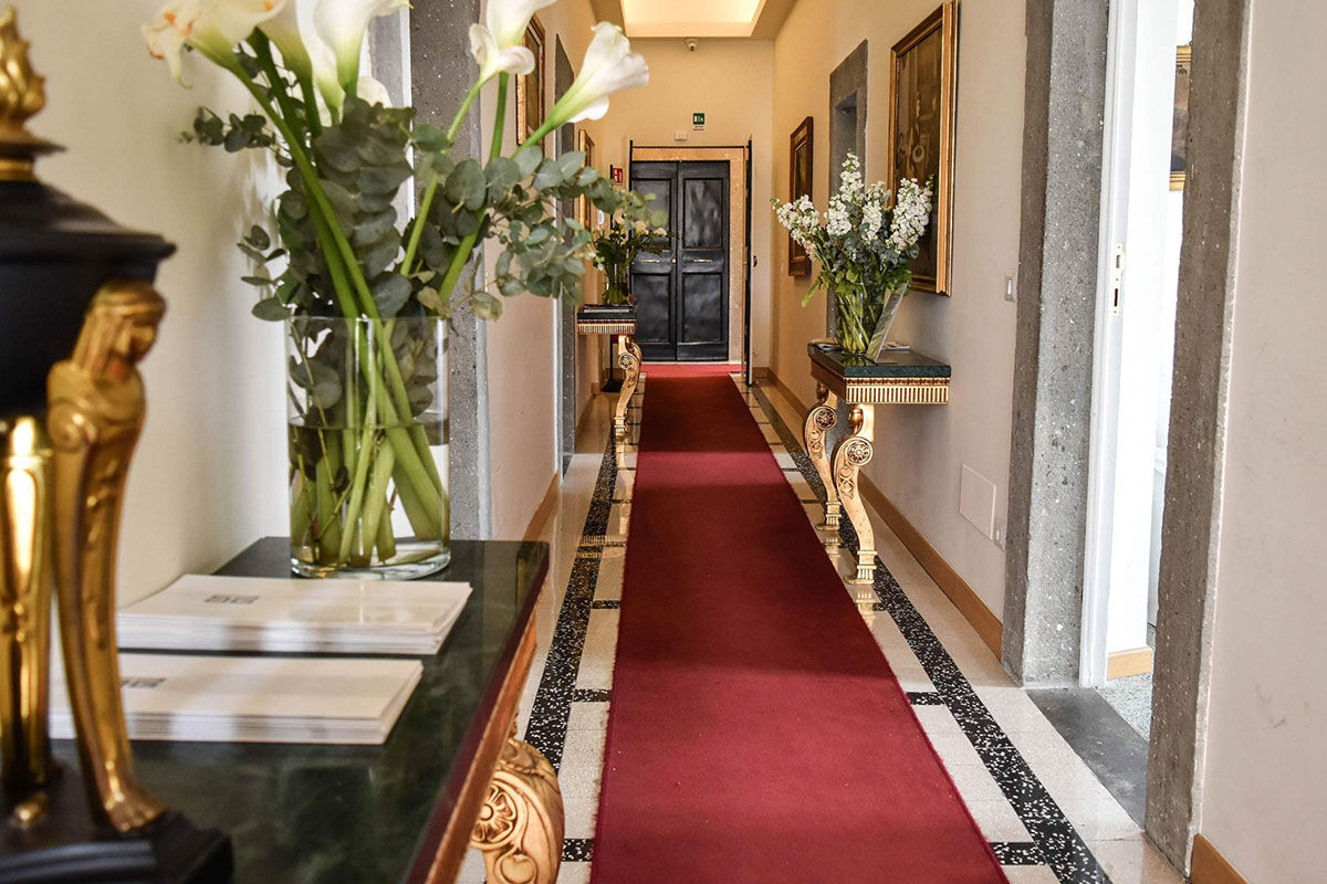 <b>Eitch Borromini</b> - Experience ‘living history’ at this polished hotel set within a 17th century palace and only a block away from iconic Piazza Navona. Sleep under the frescoes, dine in front of the Fountain of the Four Rivers by Bernini, and enjoy cocktails to the sound of the bells in Santa Agnese church.