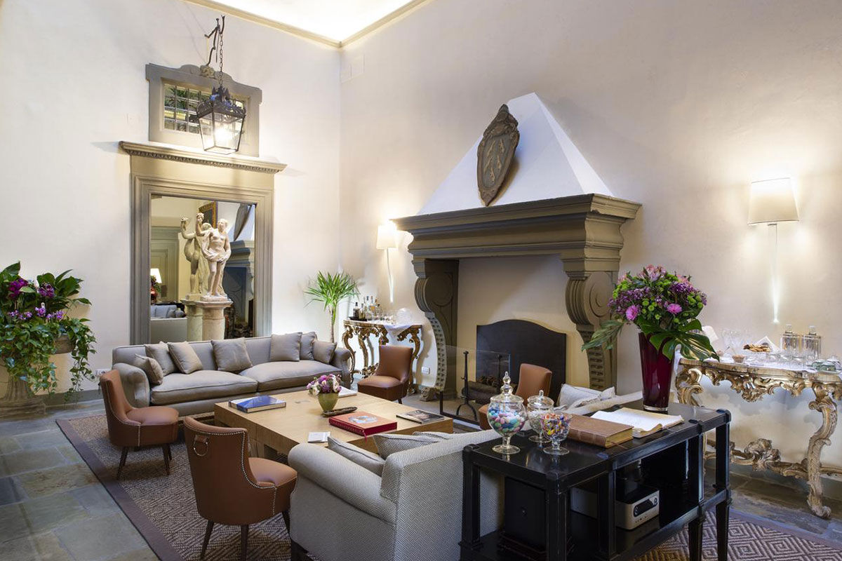 <b>Palazzo Vecchietti</b> - This 16th century noble residence has refined taste with spacious suites and prestigious apartments boasting lavish modern décor. This Italian retreat is peaceful and quiet and ready to tell of its ancient history.