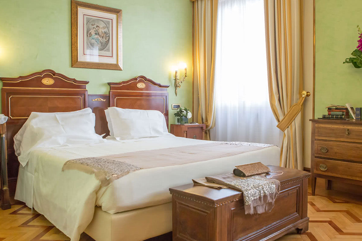 <b>Due Torri Hotel</b> - Just a stone’s throw from Juliet’s famous balcony and located in the historic center of Verona, Due Torri Hotel has an evocative atmosphere of a colorful past. With painted murals on the walls and antiques at every turn, guests are enveloped with history during their stay.