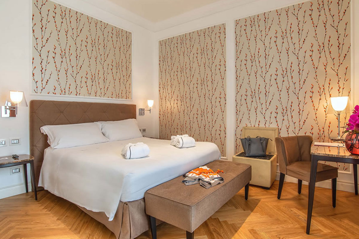 <b>Hotel Damaso</b> - A 7-minute walk to the Pantheon, this restored 19th century palace has a relaxed rooftop terrace with lounge bar and panoramic views of the bustling city center. Enjoy the modern atmosphere within boutique Hotel Damaso’s walls and explore Rome’s ancient history right outside your door.