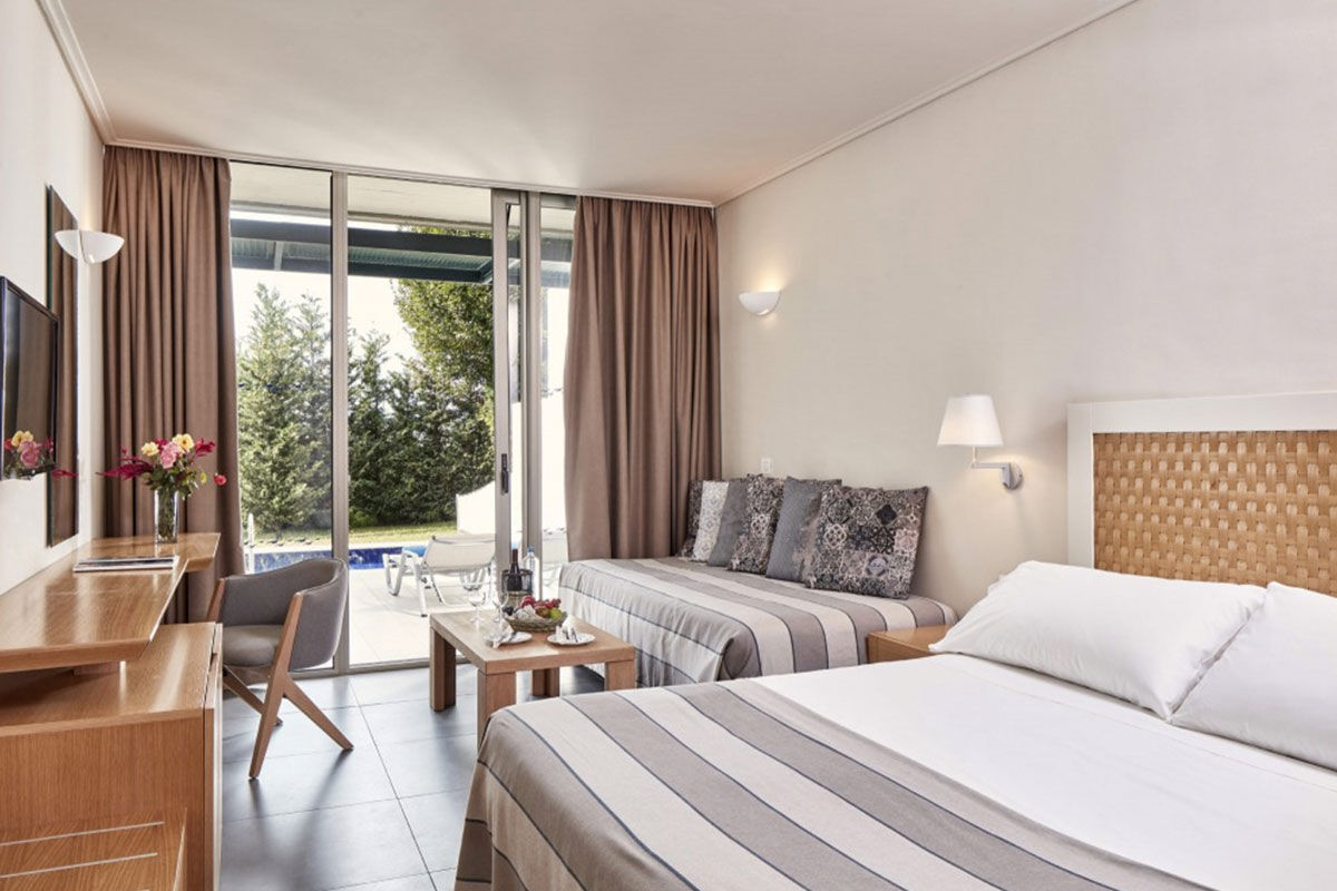 <b>Kontokali Bay Resort & Spa, Kontokali</b> - Kontokali Bay Resort & Spa offers guests a vacation free of stress; on site amenities include four restaurants (two on the beach), two bars, an outdoor saltwater pool, spa, sauna and two beaches. The rooms are airy and have an oceanlike palette as well as spanning views of the Ionian Sea coast.