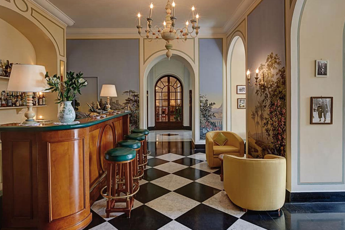 <b>Belmond Hotel Splendido, Portofino</b> - Overlooking Portofino harbor, this glamorous hotel makes you feel like a silver screen star. The Belmond Hotel Splendido is a stately retreat with a saltwater pool, fine dining, chic lounge and elaborate rooms for your cinematic escape.