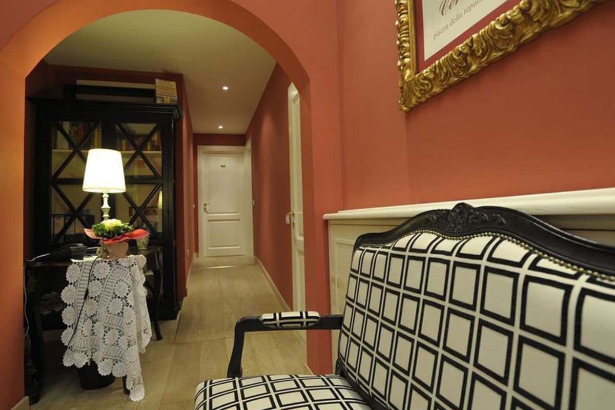 <b>B&B La Dimora degli Angeli</b> - Located in the old quadrilateral of Roman Florentia, this 19th century building has views of the piazza del Duomo and piazza San Giovanni. With only twelve guestrooms, this intimate and inviting B&B will give you the comfort of home and the inspiration to step out onto historic streets.