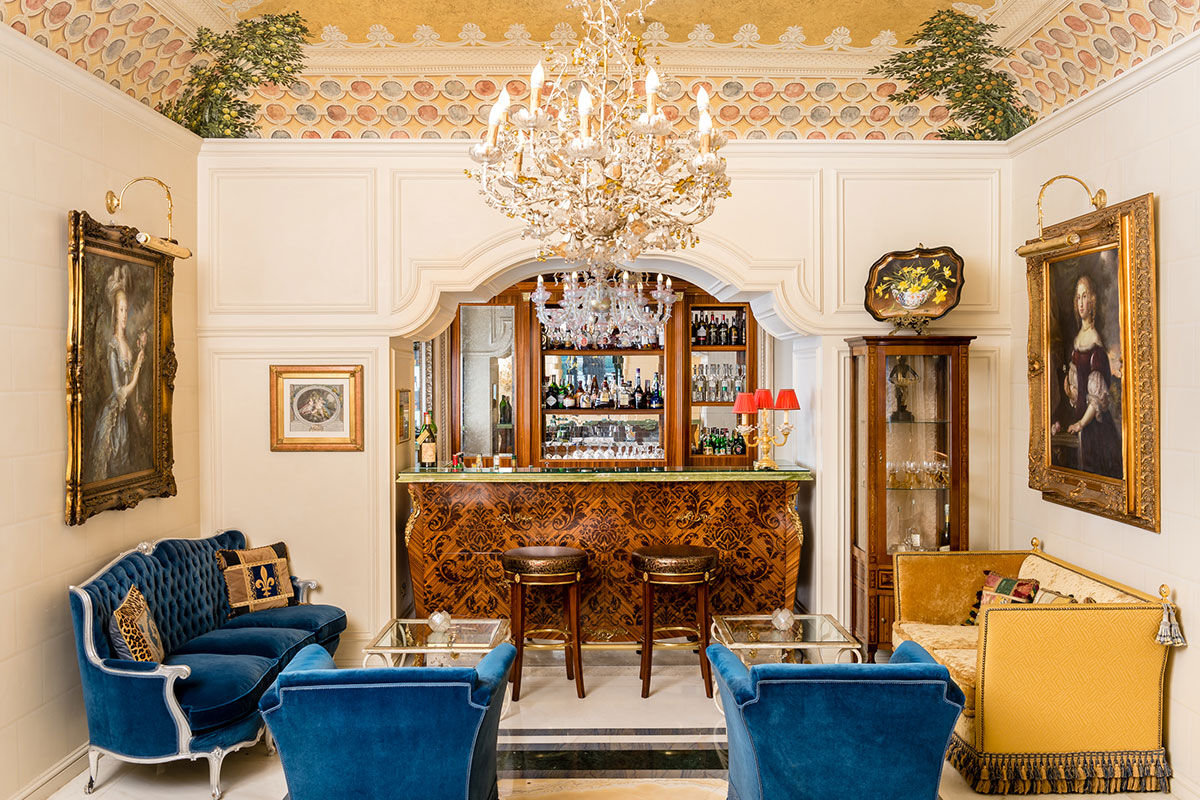 <b>Villa e Palazzo Aminta, Stresa</b> - Set in a lavish, epoque mansion that’s surrounded by gardens, Villa e Palazzo Aminta has a private beach, two stylish restaurants and a cave spa. With antique furnishings and ornate, fresco-lined rooms, this luxurious villa feels exclusive and glamorous.