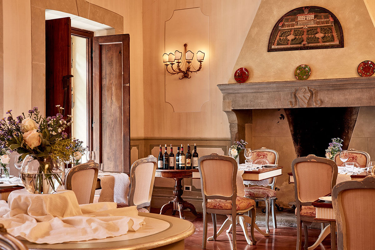 <b>Villa di Piazzano</b> - This elegant historic estate built in the 1400s sets the scene for a refined and quiet getaway for the cultured traveler. The renaissance manor house includes a quaint restaurant, bar, wine cellar, piano room, tranquil garden and pool with a sundeck.