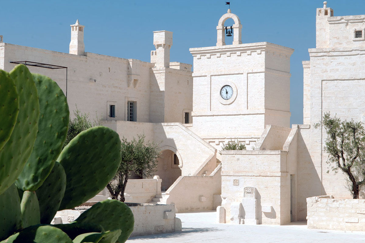 <b>Borgo Egnazia, Savelletri</b> - Built in the layout of a traditional Puglian village (borgo), this rural-luxe resort has a castle-feel with all of the contemporary luxuries. Enjoy the private beaches, beach clubs, Michelin-starred restaurant, tennis courts, and championship golf course all on the vast property.